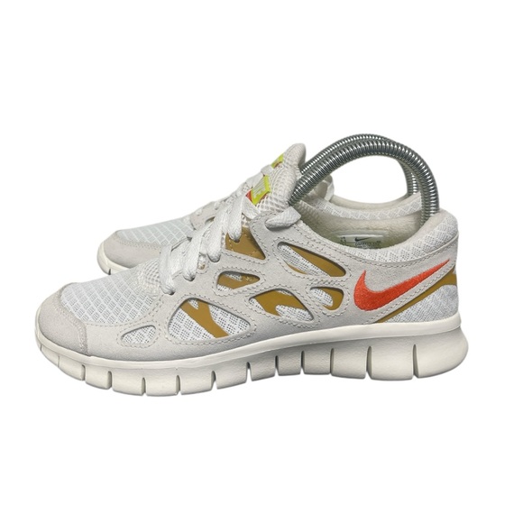 Nike Free Run 2 Womens Running Shoes White Gold Orange DM8915-102 7.5 EUC - Picture 1 of 8